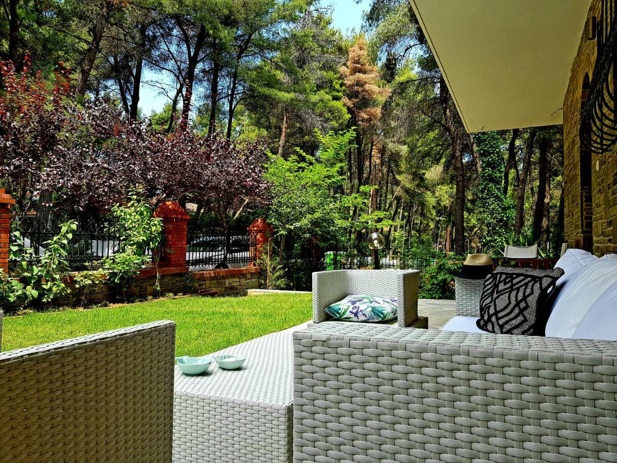 Wood And Stone Villa Παραλία Σάνη Εξωτερικό φωτογραφία